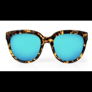 Aquaswiss women’s sunglasses